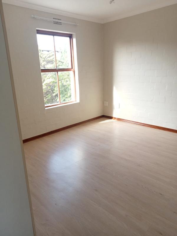 To Let 2 Bedroom Property for Rent in Parklands Western Cape